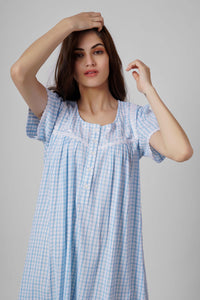 Rene, Nightdress