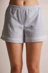 Sandra, Shorts & Top