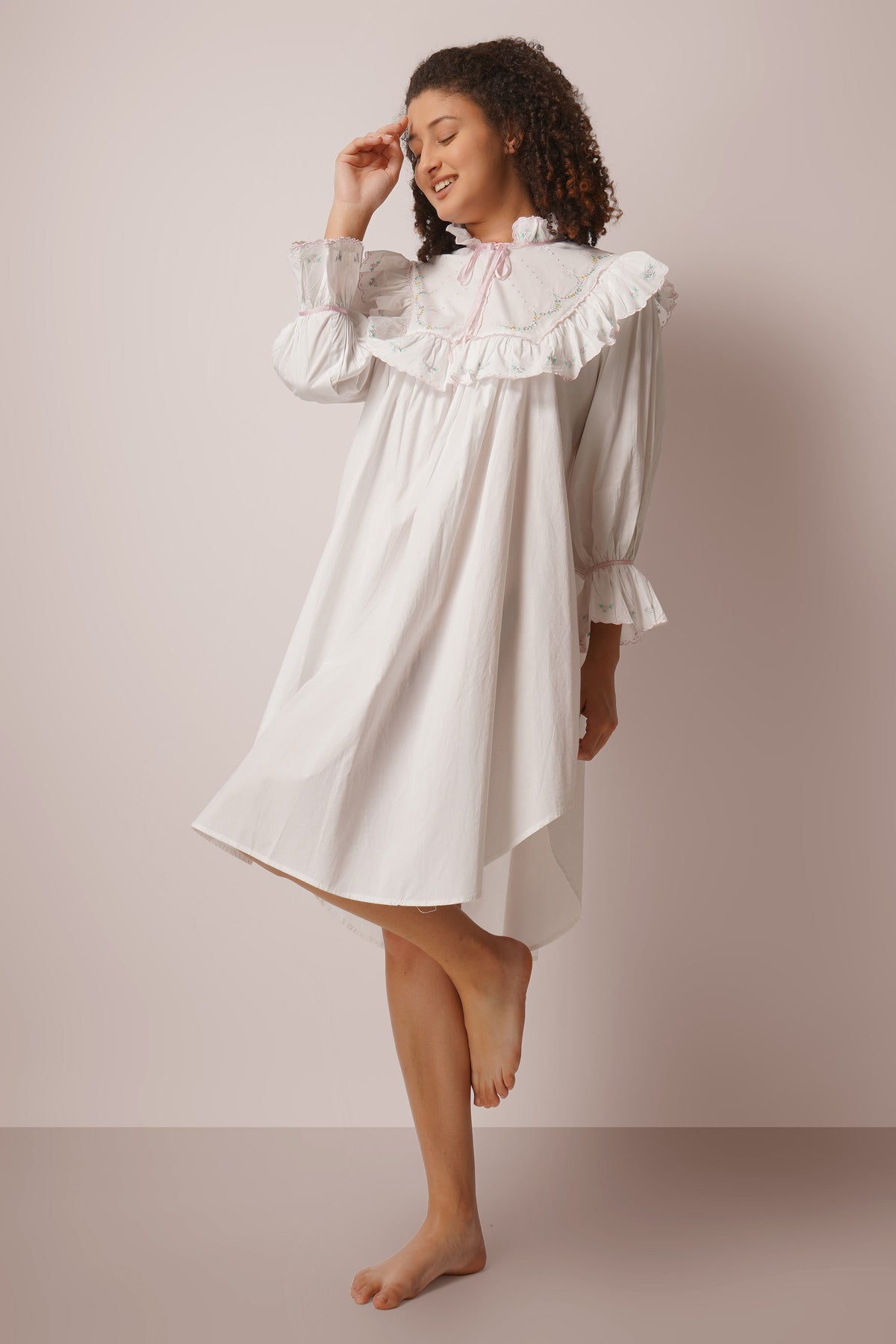 Mary, Short Nightdress