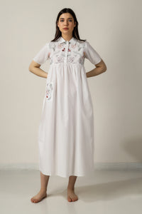 Bailey, Dress