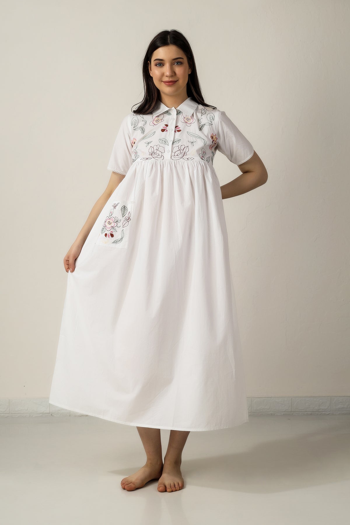 Bailey, Dress