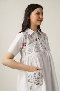 Bailey, Dress
