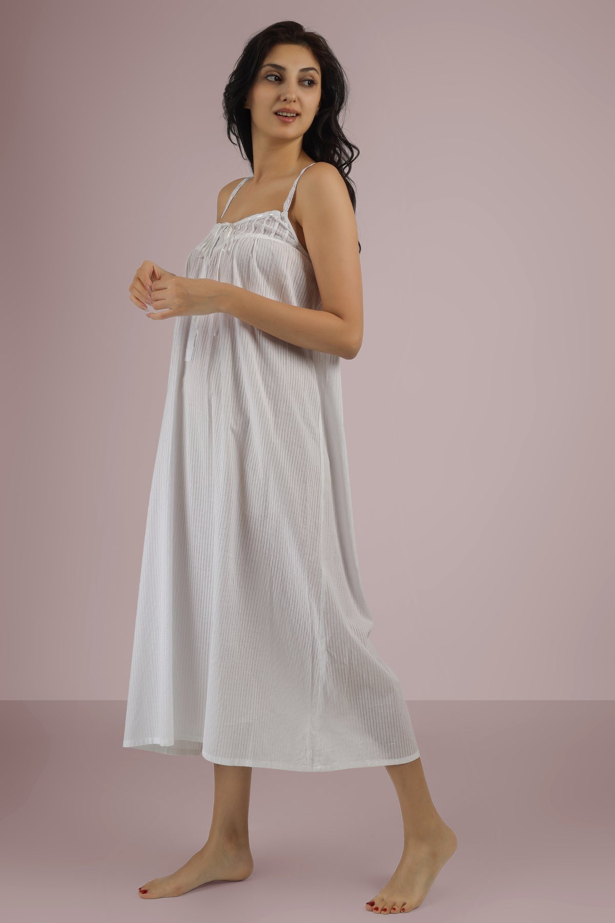 Cecilia, Nightdress & Gown