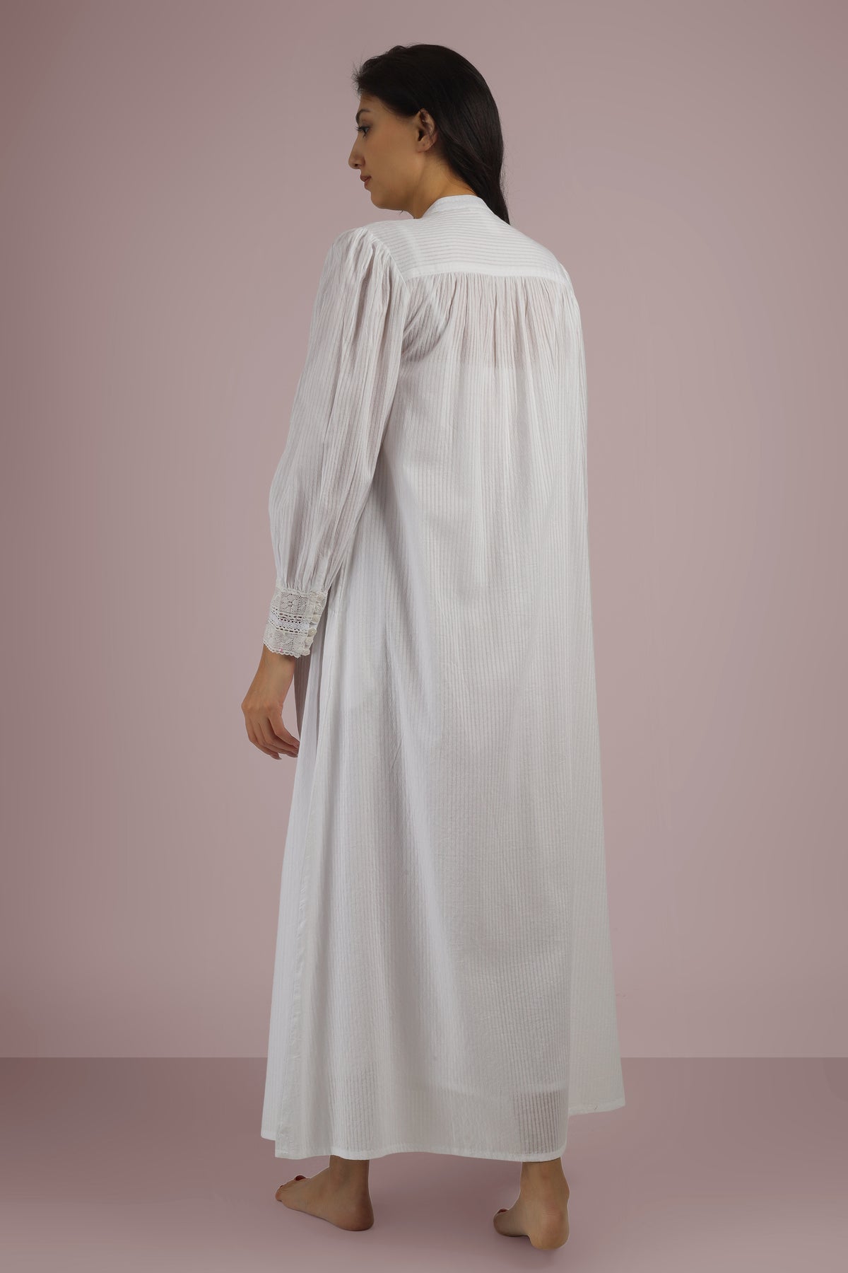 Cecilia, Nightdress & Gown