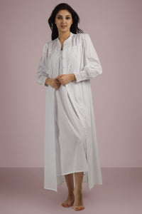 Cecilia, Nightdress & Gown