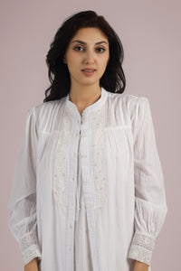 Cecilia, Nightdress & Gown