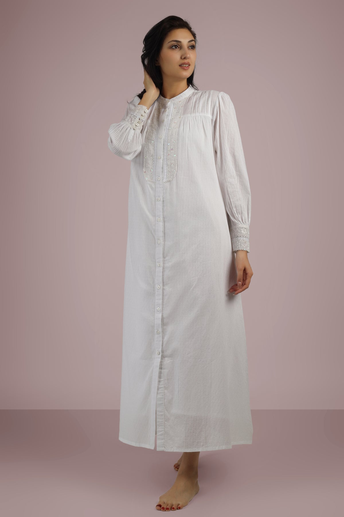 Cecilia, Nightdress & Gown