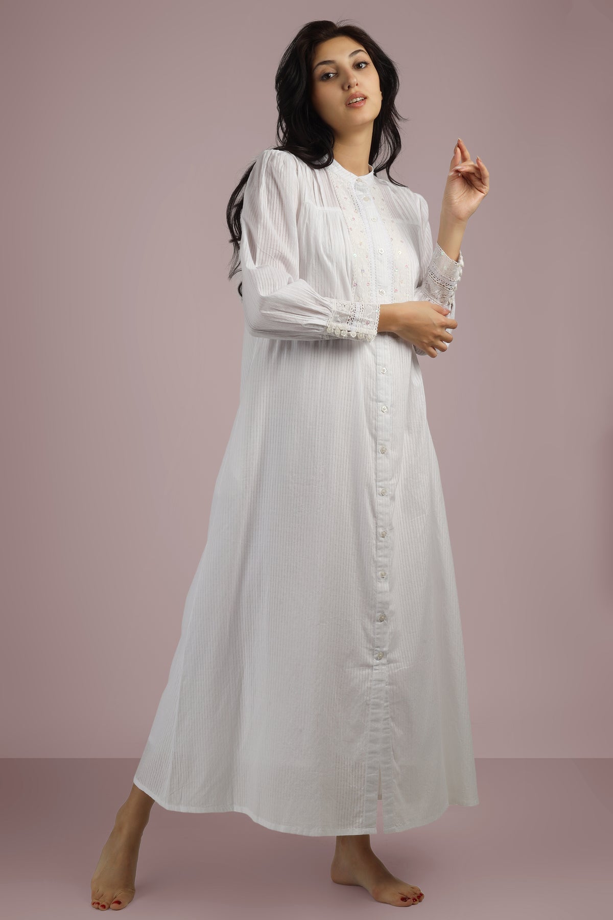 Cecilia, Nightdress & Gown