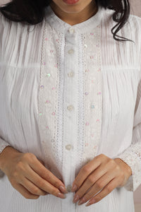 Cecilia, Nightdress & Gown