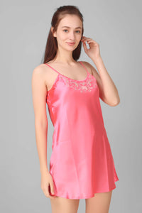 Nicole, Nightdress & Gown