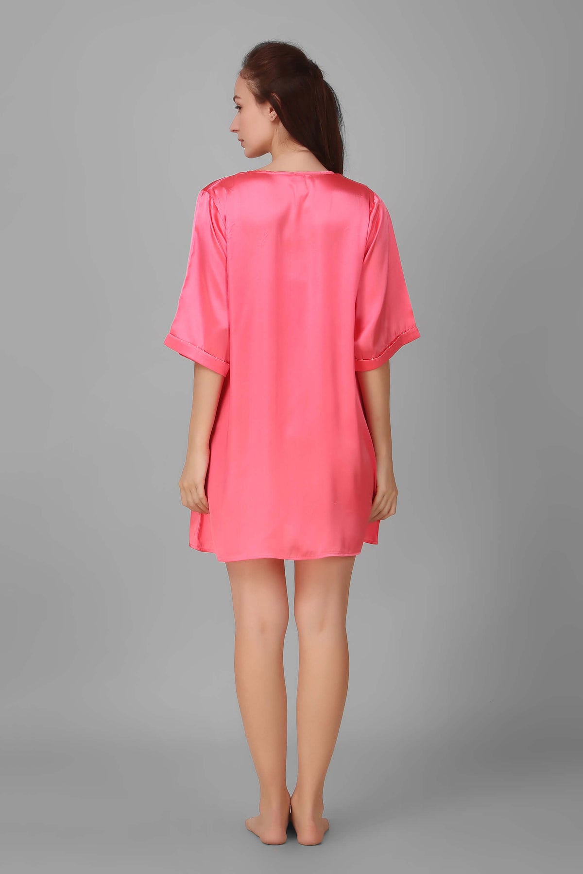 Nicole, Nightdress & Gown