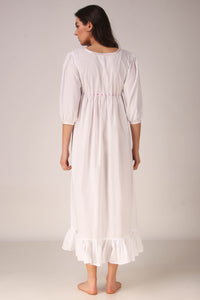 Sophia, Nightdress