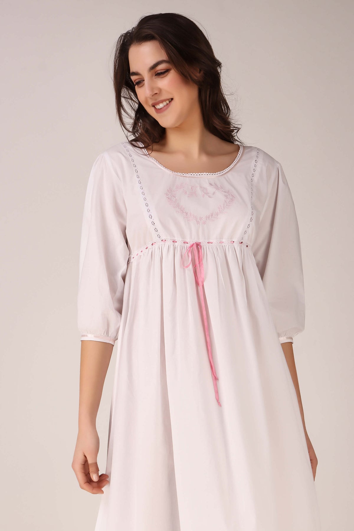 Sophia, Nightdress