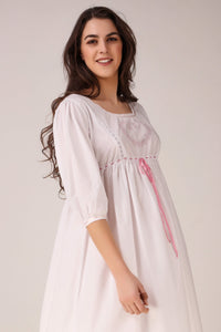Sophia, Nightdress