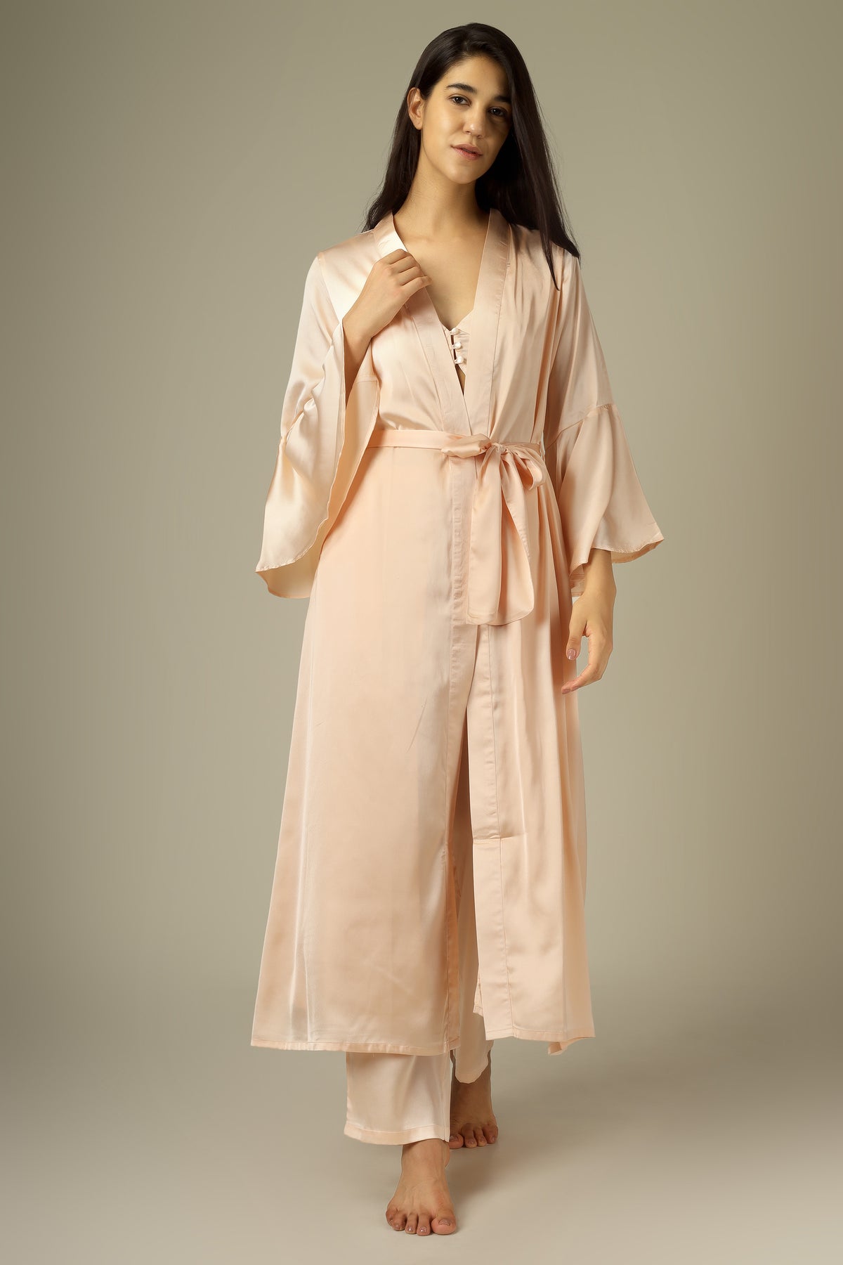 Enzo, Co-ord with Gown
