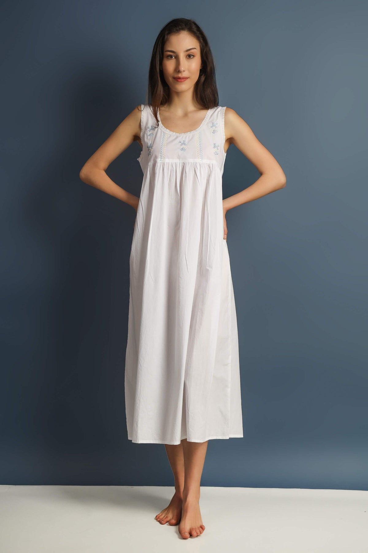 Zule, Nightdress