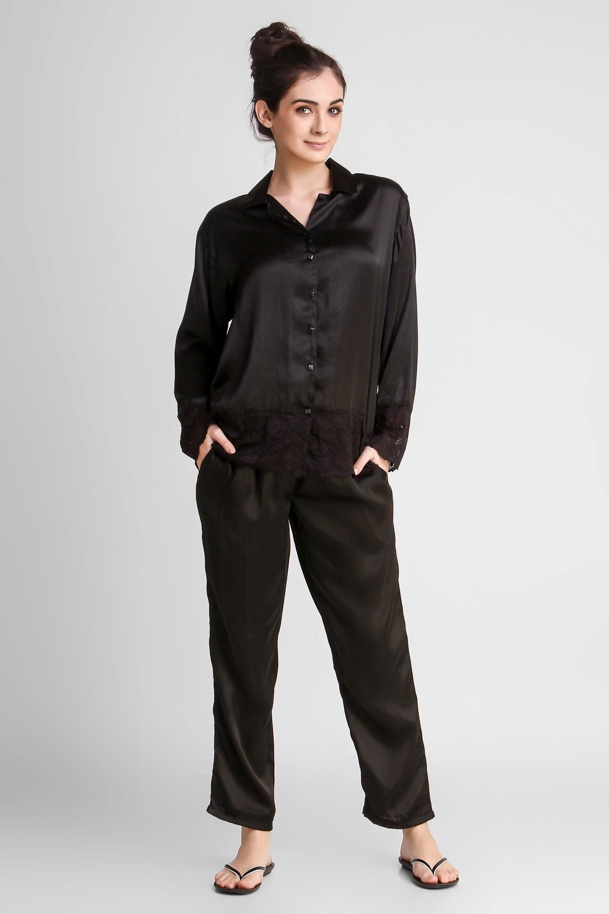 Janet, Pyjama Suit