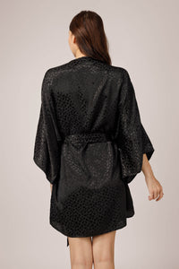 Lola, Dressing Gown/Robe