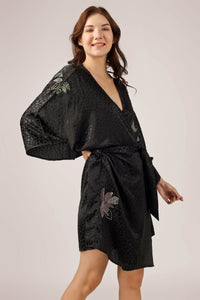 Lola, Dressing Gown/Robe