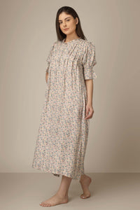 Trudy, Nightdress