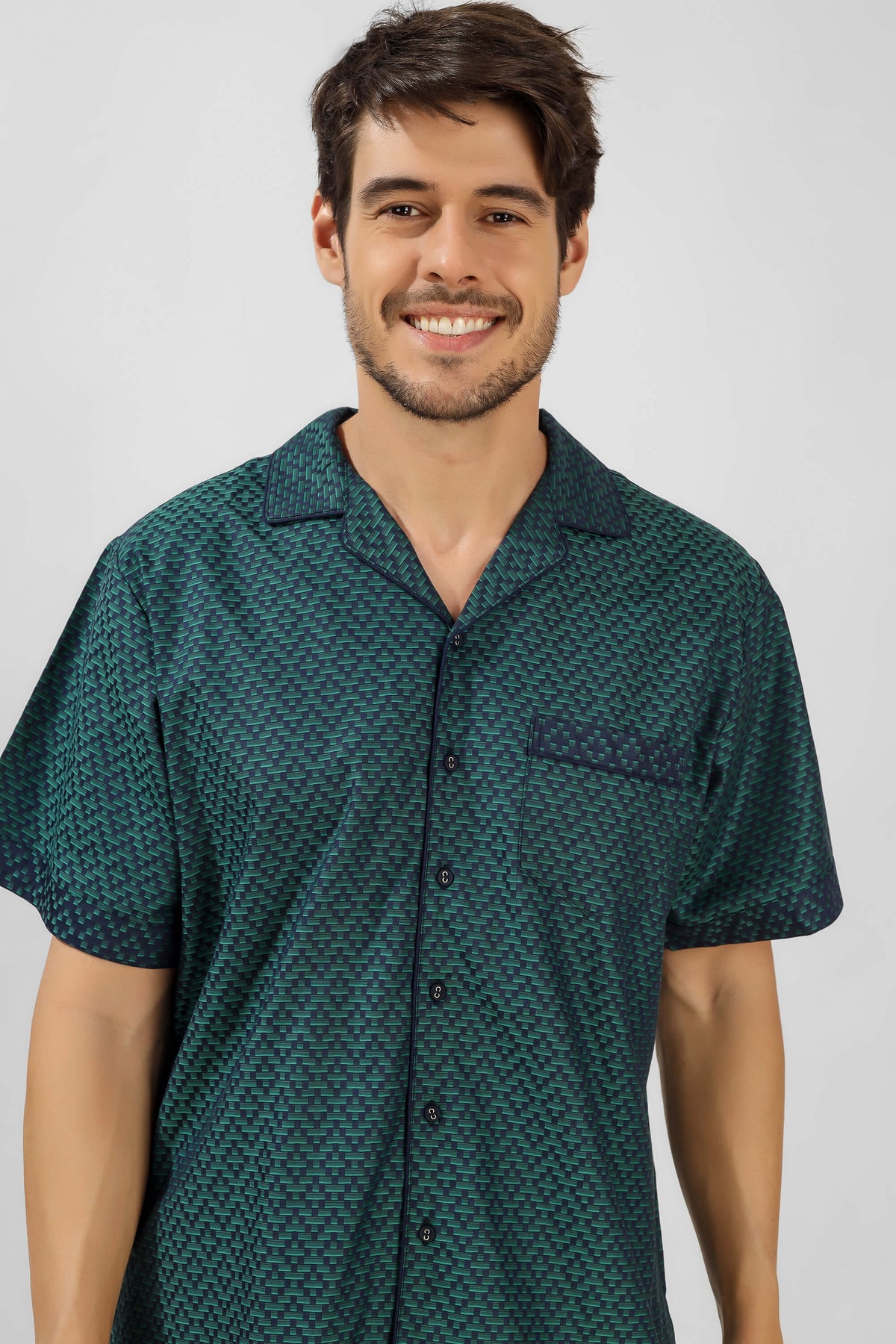 Aldo men's pyjama suit in stylish green patterned design.