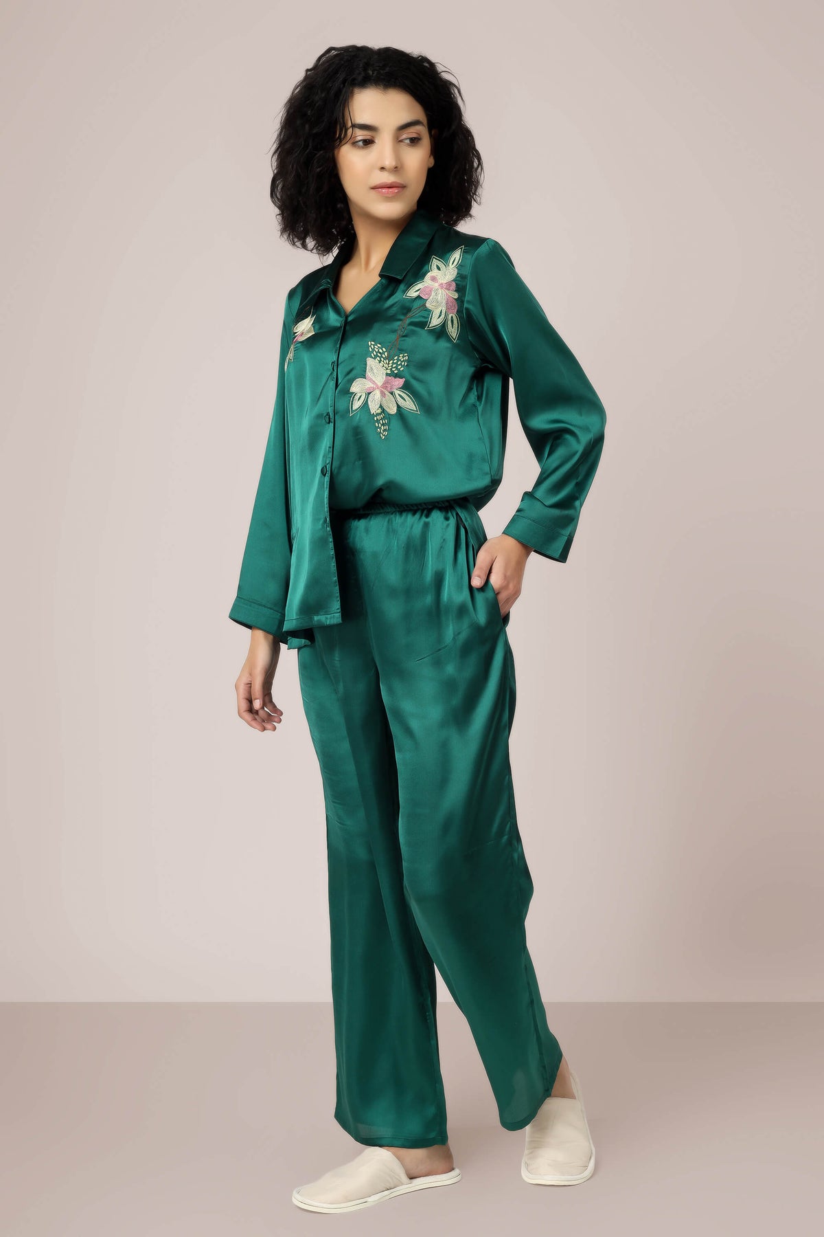 Paula, Pyjama Suit