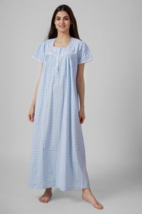 Rene, Nightdress
