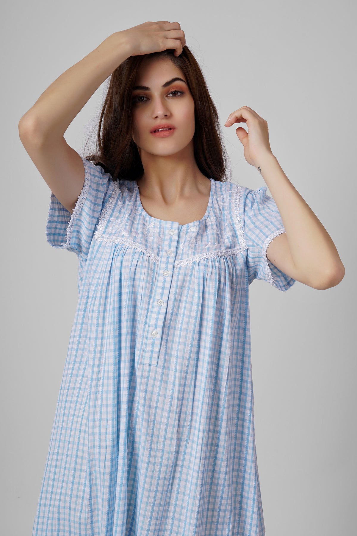Rene, Nightdress