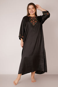 Boho-Chic, Embroidered Kaftan