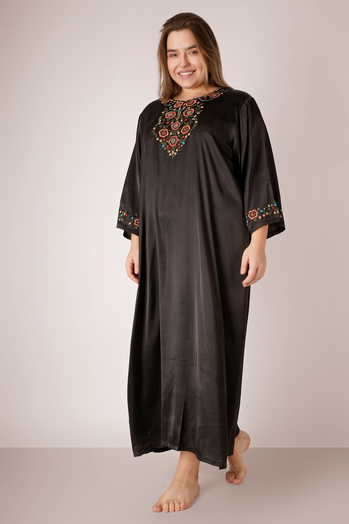 Boho-Chic, Embroidered Kaftan