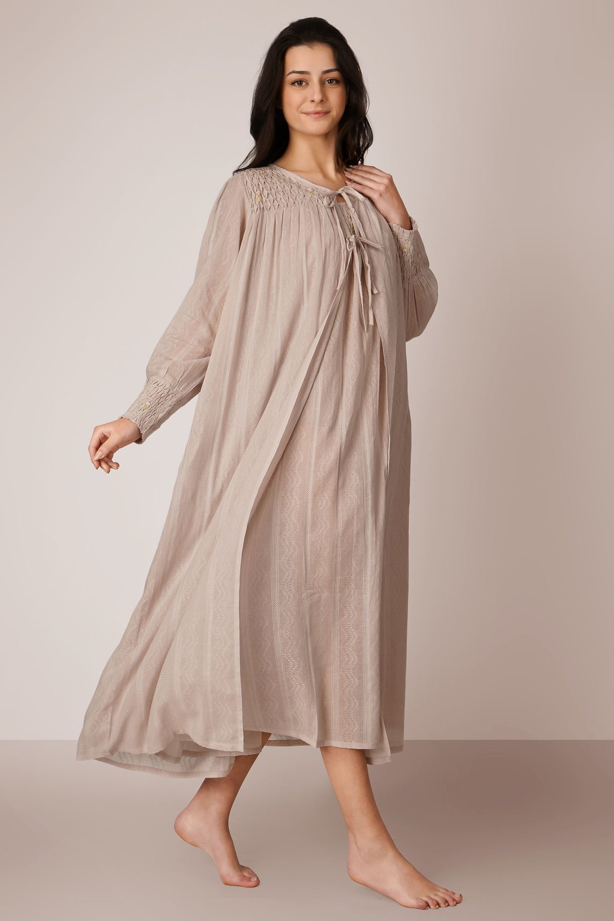 Brisa, Night Dress & Gown