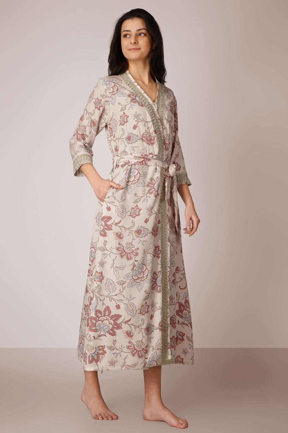 Amra, Nightdress & Gown