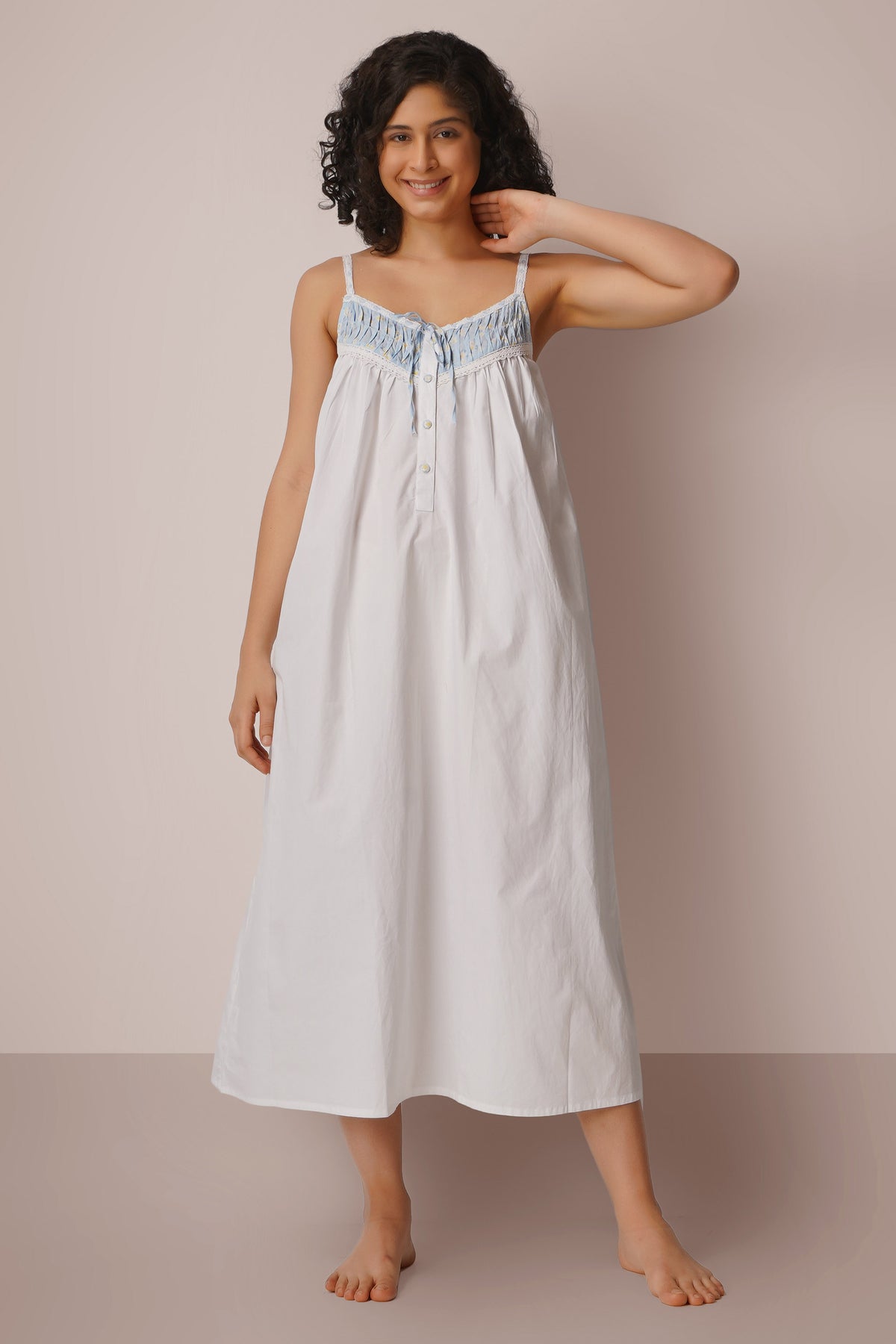 Amra, Nightdress & Gown