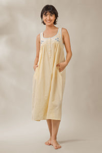 Kate, Dress