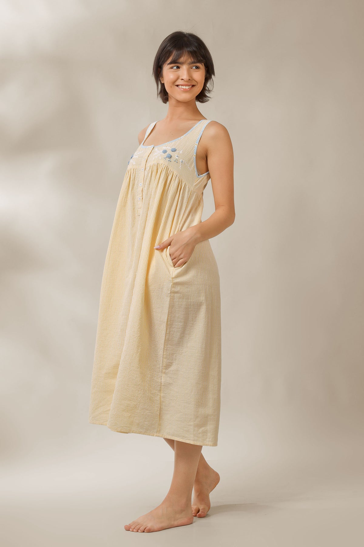 Kate, Dress