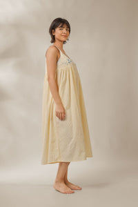 Kate, Dress