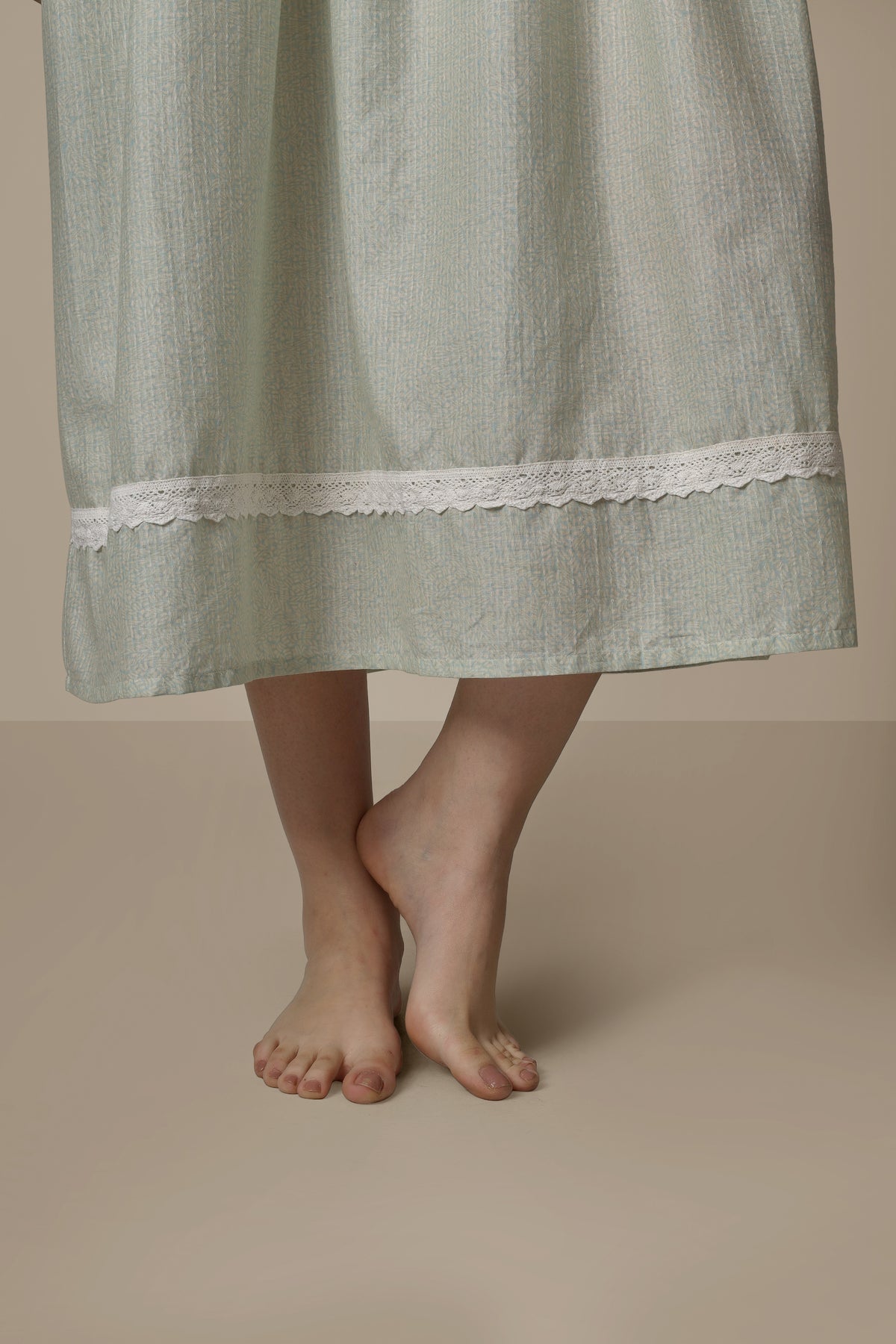 Agatha, Smocked dress