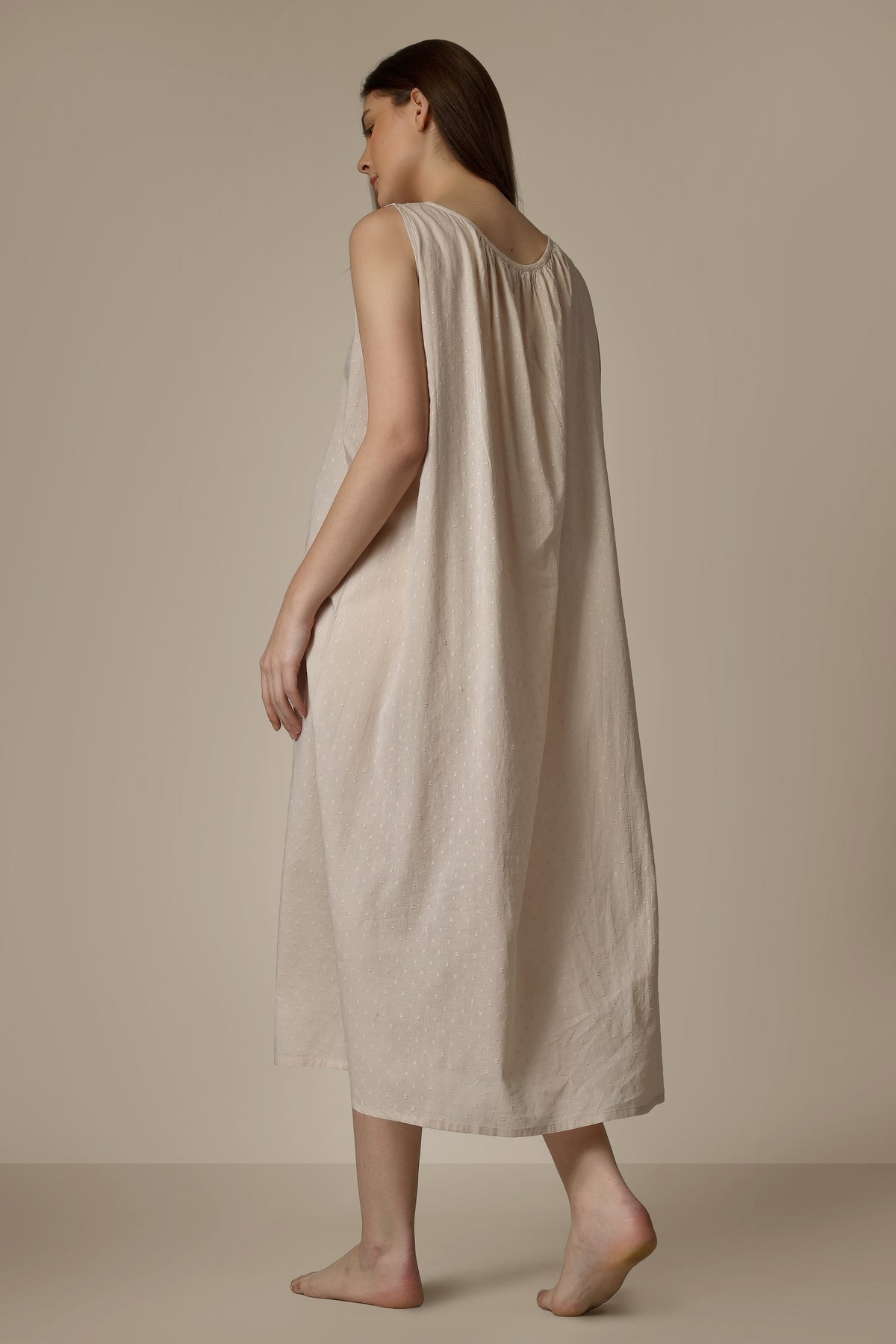 Brisa, Night Dress & Gown