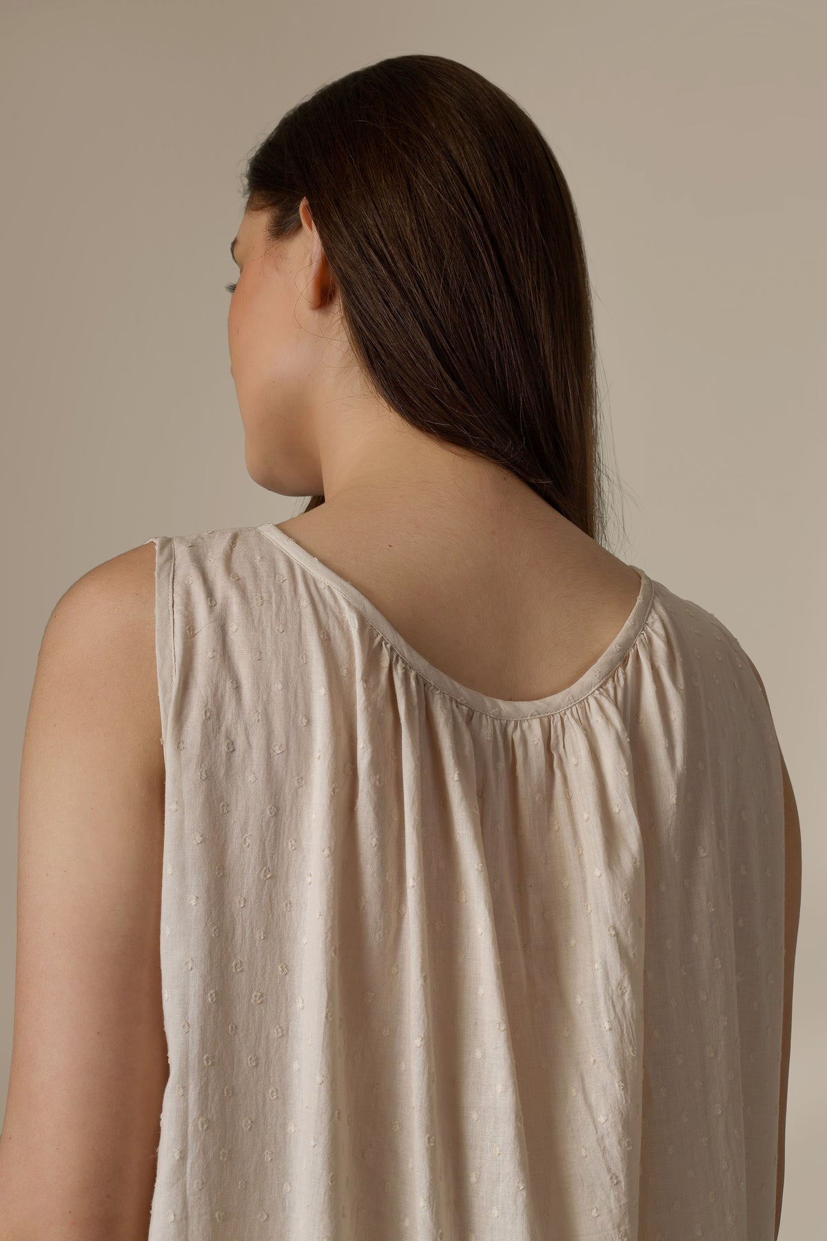 Brisa, Night Dress & Gown