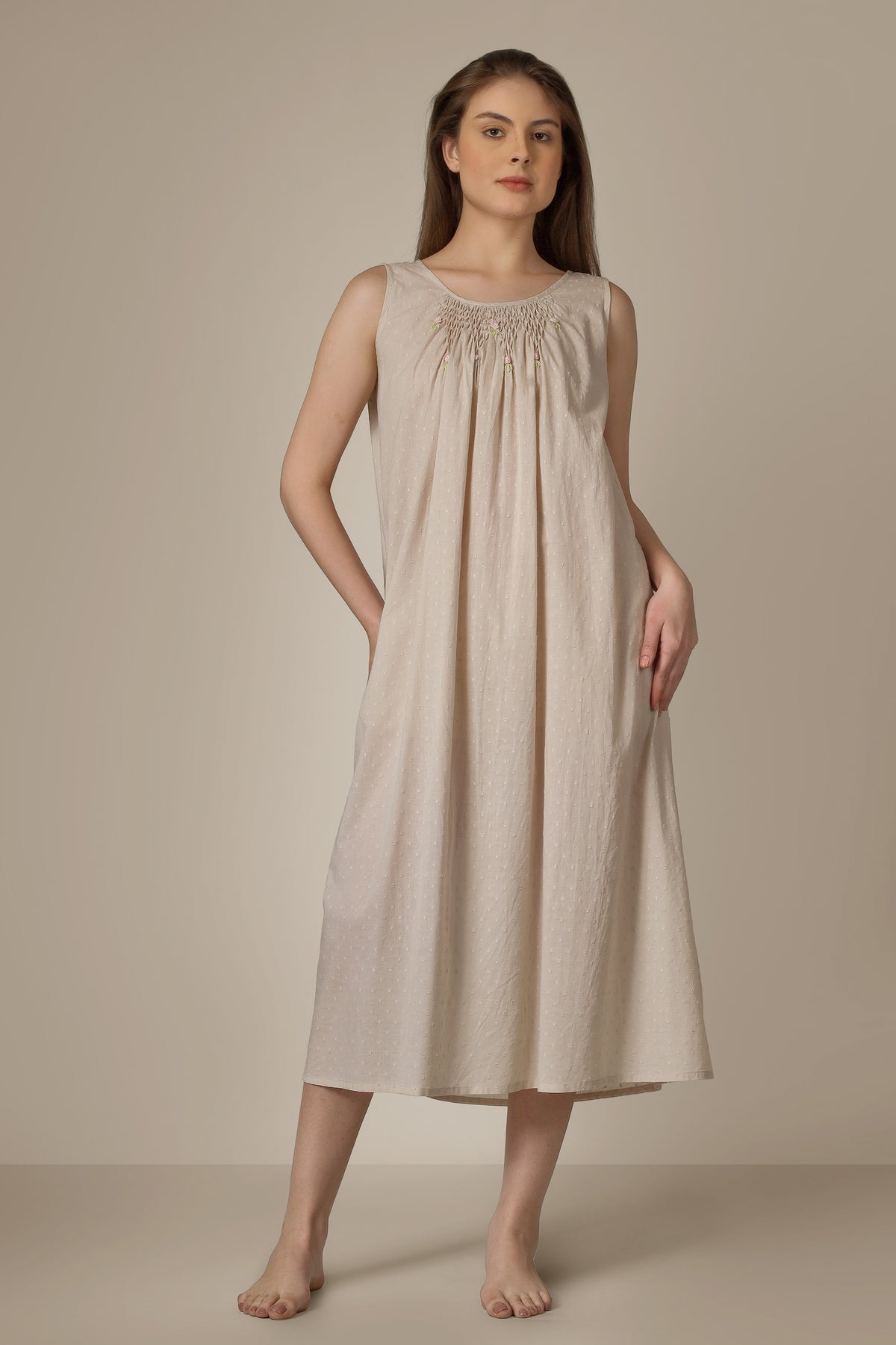 Brisa, Night Dress & Gown