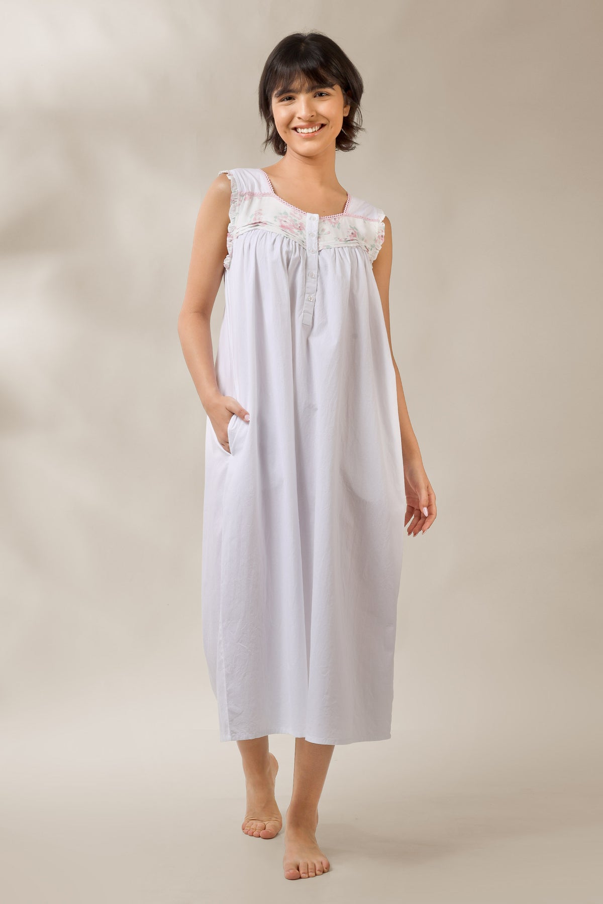 Daphne, Night Dress & Gown