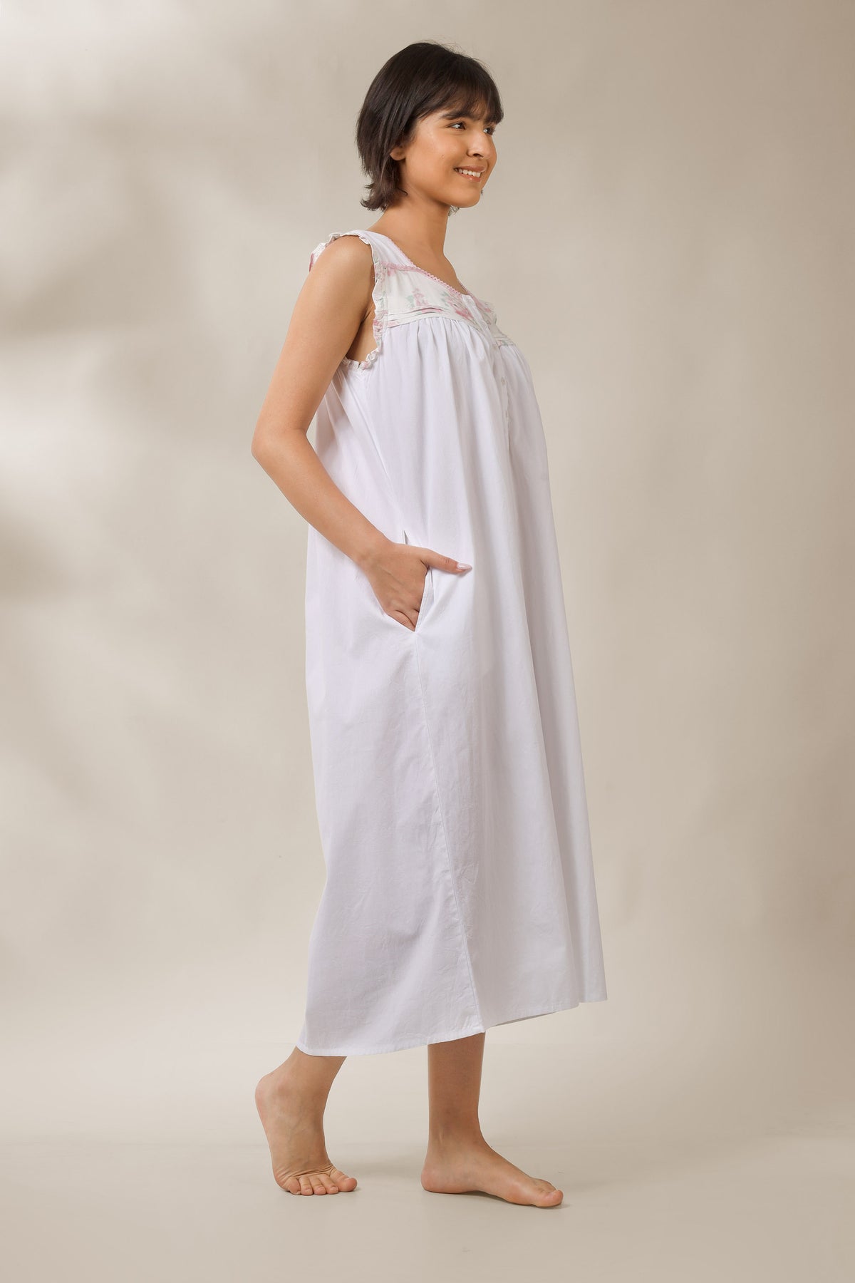 Daphne, Night Dress & Gown