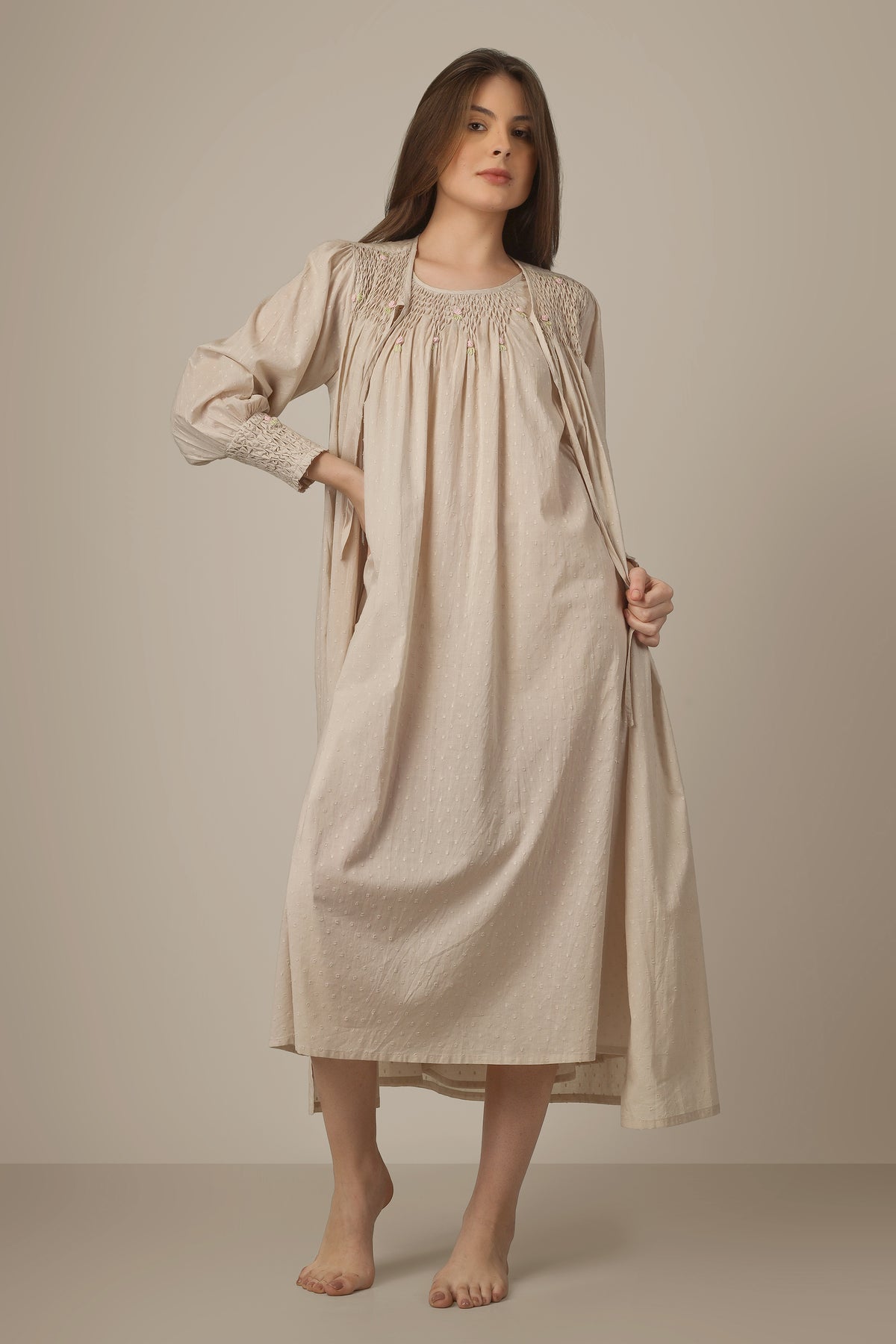 Brisa, Night Dress & Gown