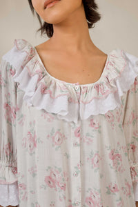 Maghra, Nightdress