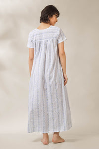Buttercup, Nightdress