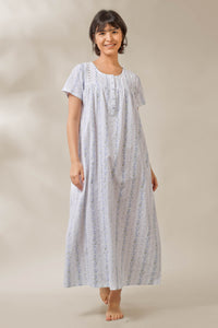 Buttercup, Nightdress