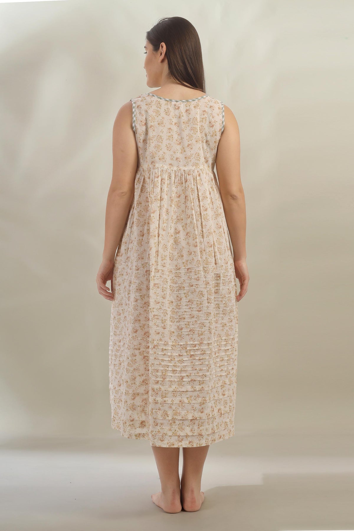 Charlotte, Dress