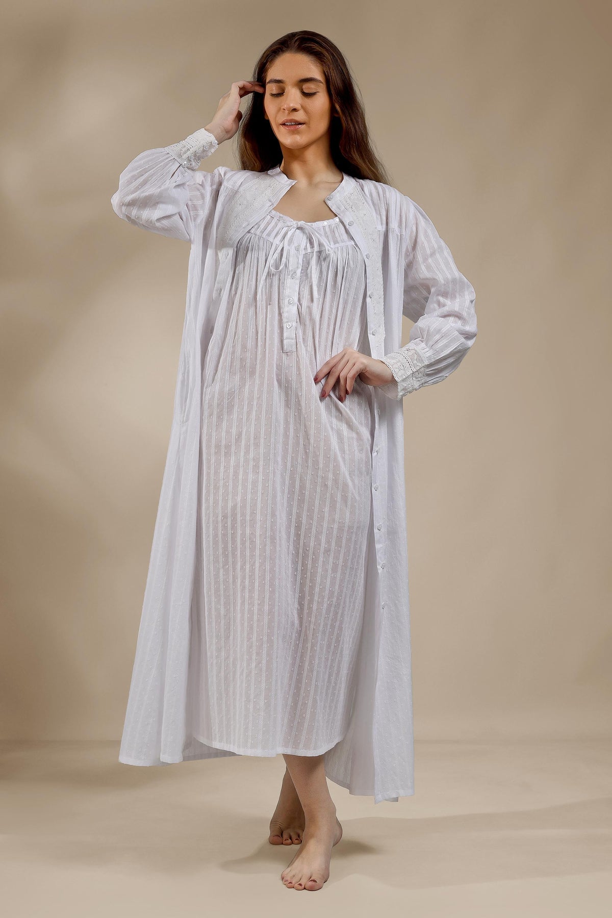 Cecilia, Nightdress & Gown