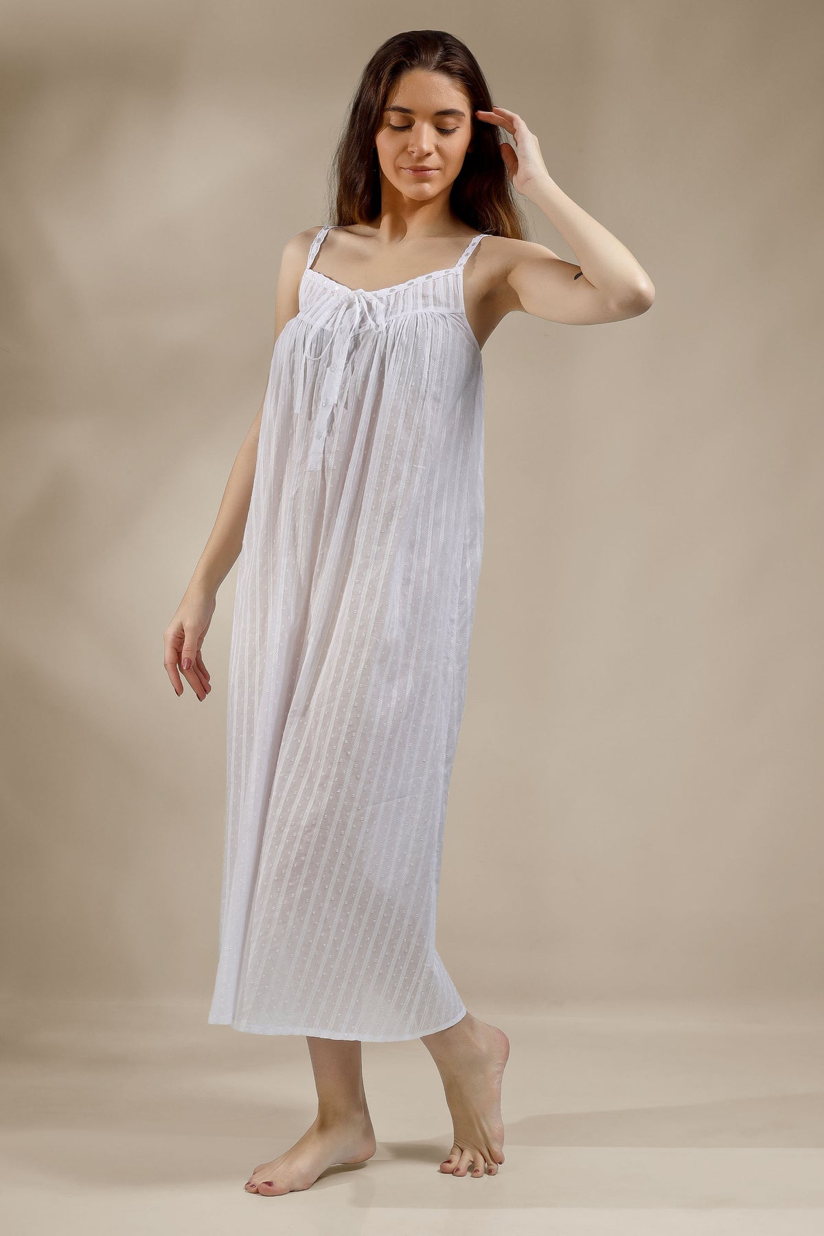 Cecilia, Nightdress & Gown