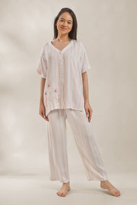 Amaryllis, Pyjama Suit